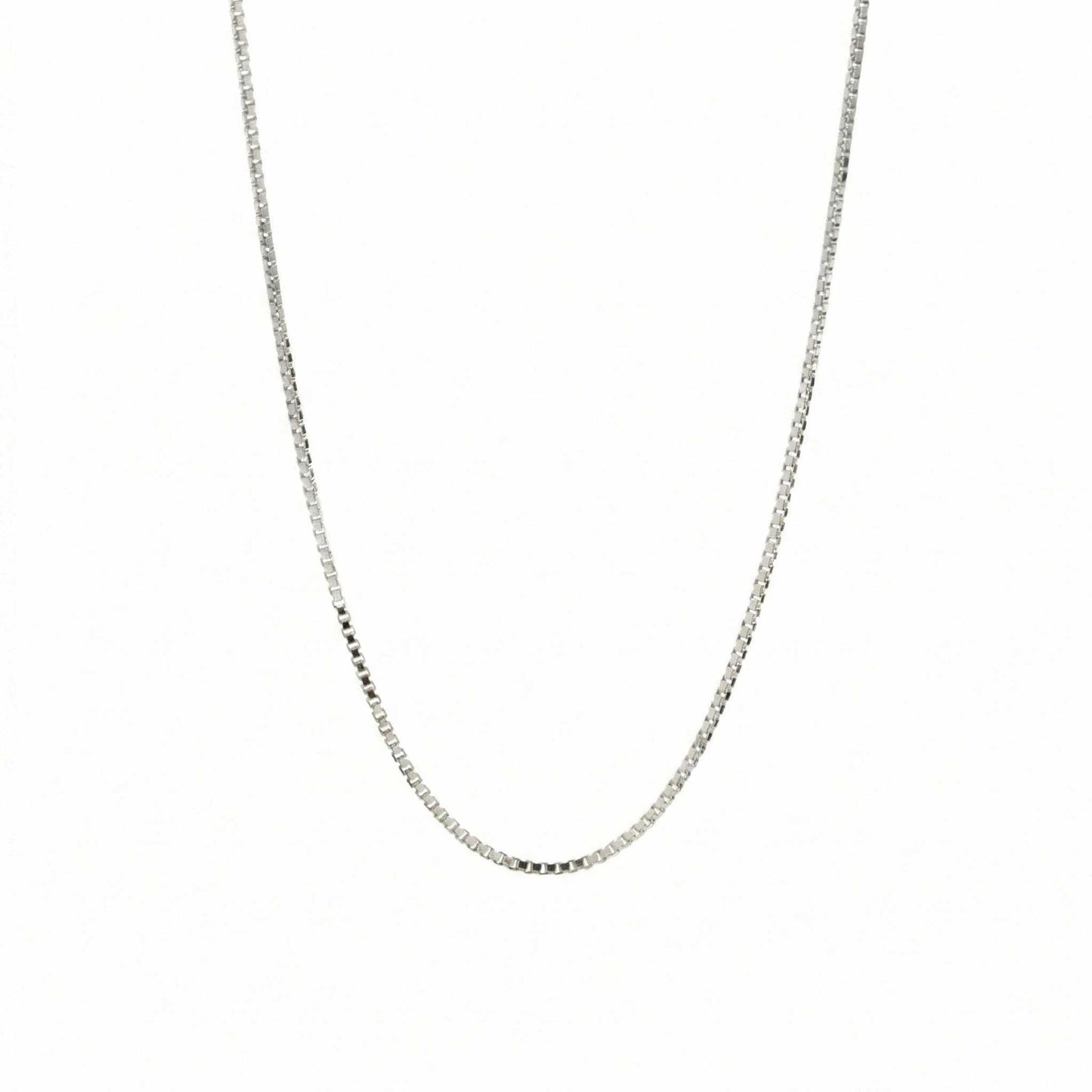 Silver Venezia chain necklace on a white background