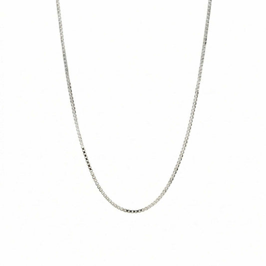 Silver Venezia chain necklace on a white background